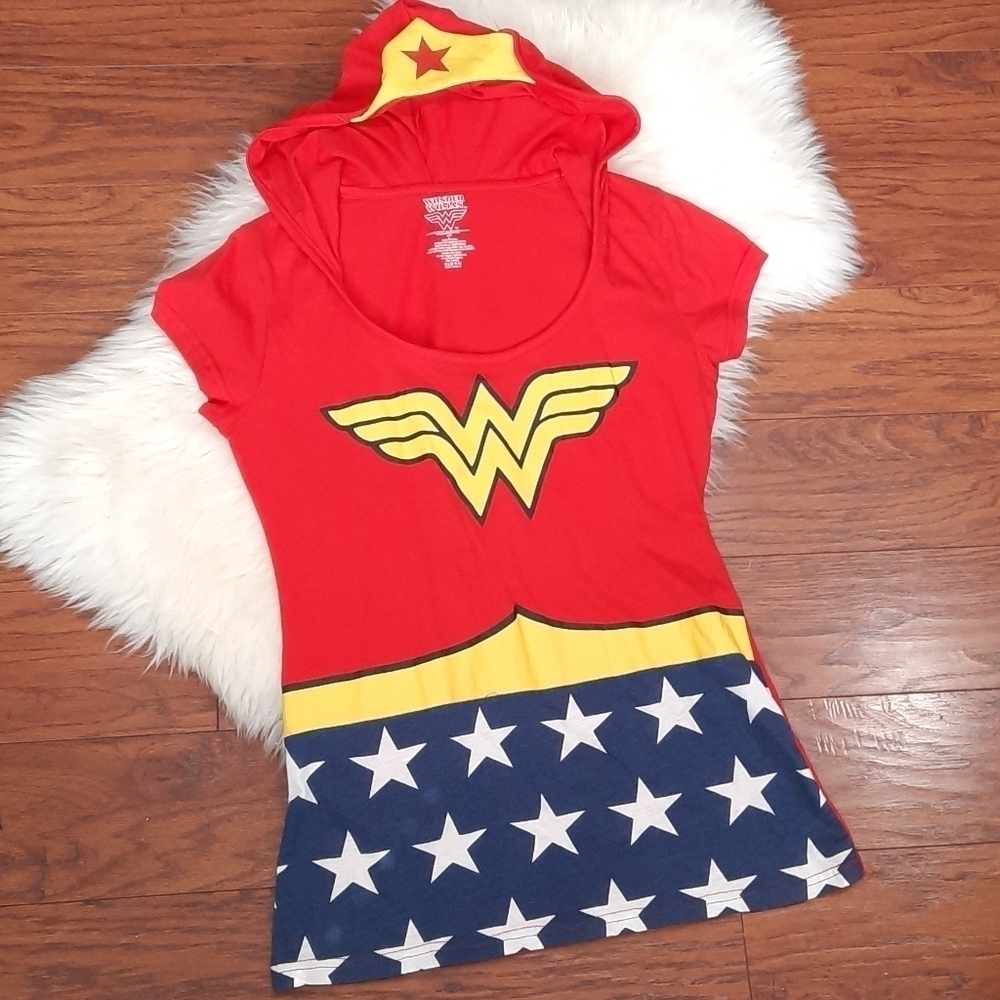 Wonder Woman Hooded Fitted Shirt - Picture 1 of 5
